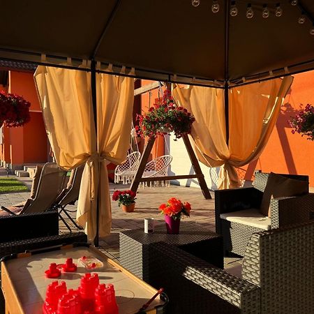 Luxury Apartment Megy Otocac Bagian luar foto